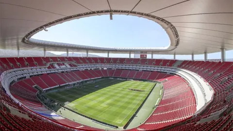 郑钦文轻松击败对手，晋级印第安维尔斯赛八强